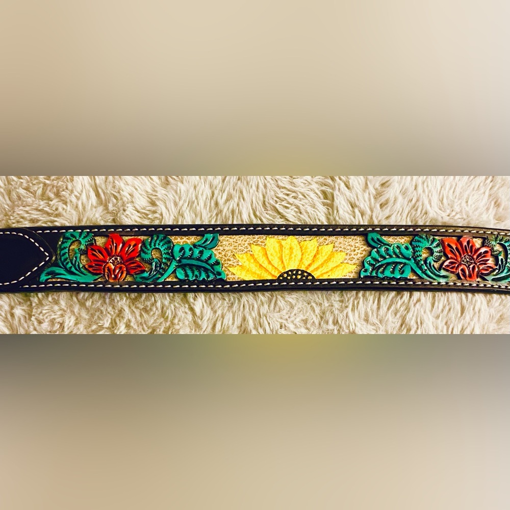 NWOT Circle Y of Yoakum Rising Sunflower Filigree Leather Belt - Picture 7 of 9